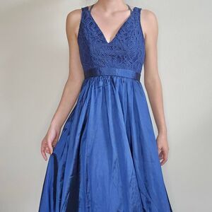 Formal Prom Fancy Lace Full Tulle V Neck Sleeveless Blue Princess Prom Dress